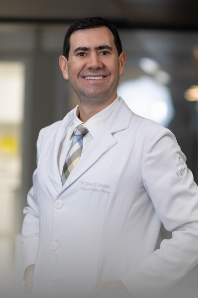 Dr. Daniel Ortellado